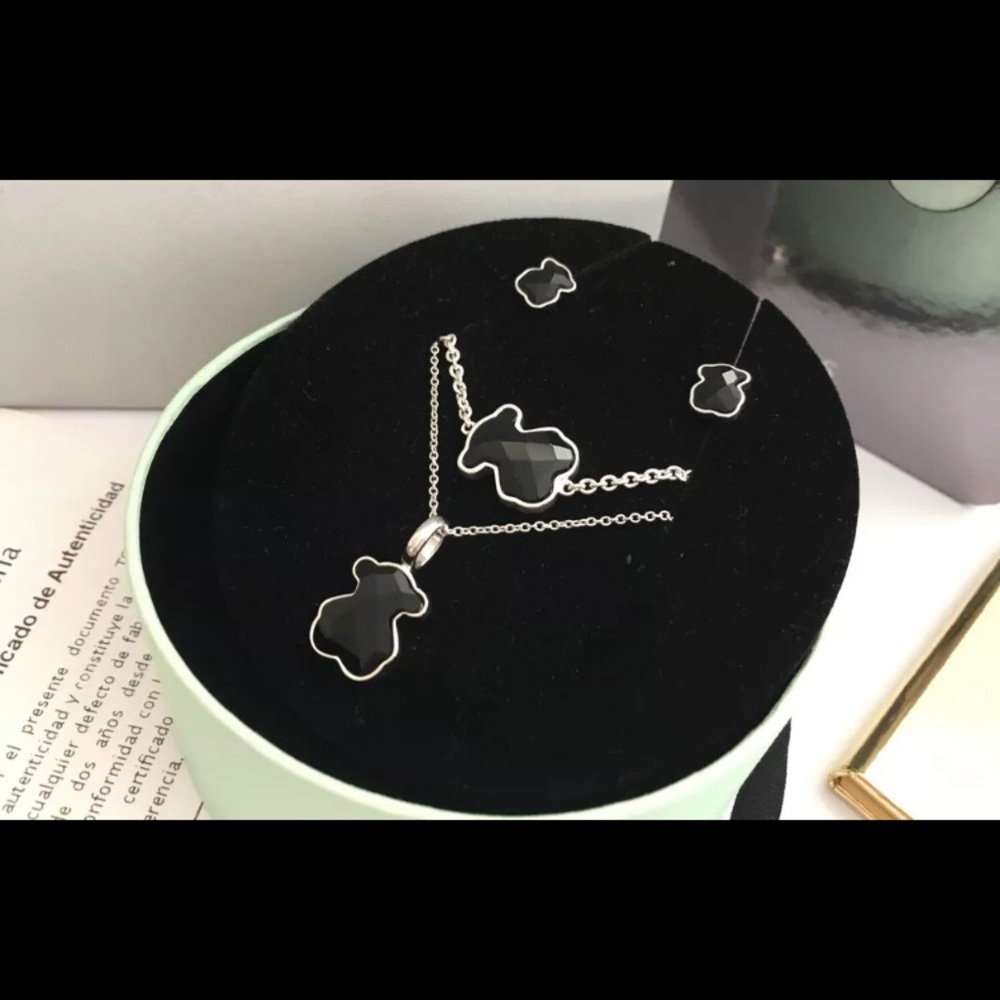 TOUS set